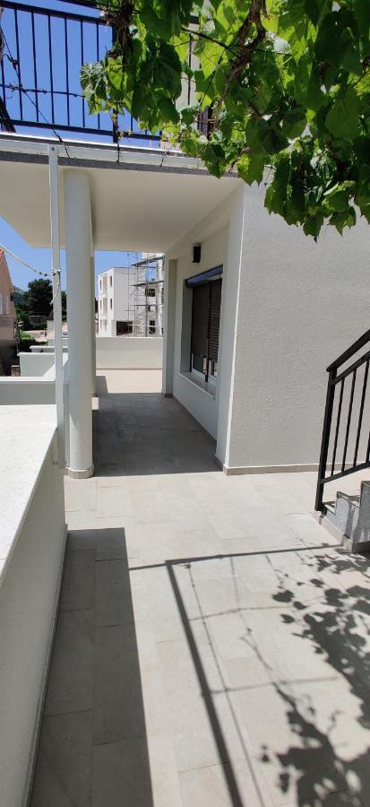Apartmani Grebaštica エクステリア 写真