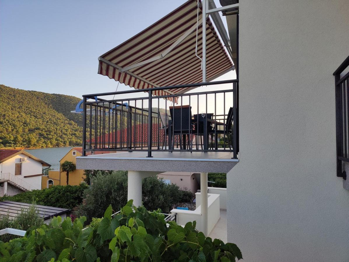 Apartmani Grebaštica エクステリア 写真
