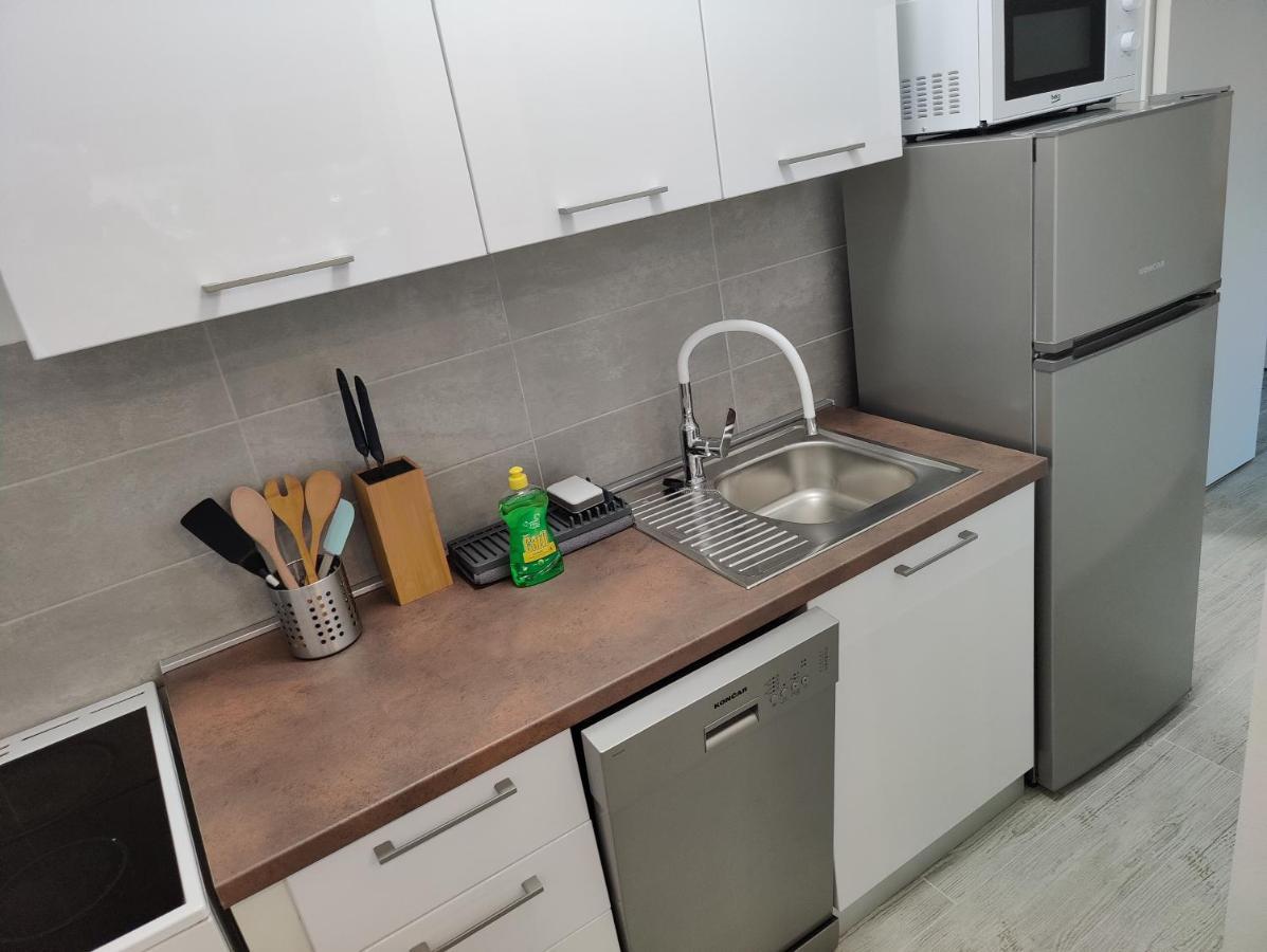Apartmani Grebaštica エクステリア 写真